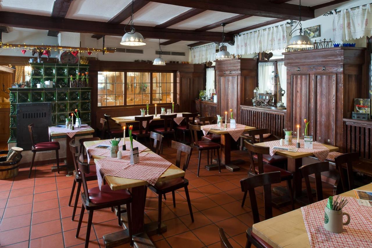 Hotel & Brauereigasthof Drei Kronen 멤멜스도르프 외부 사진