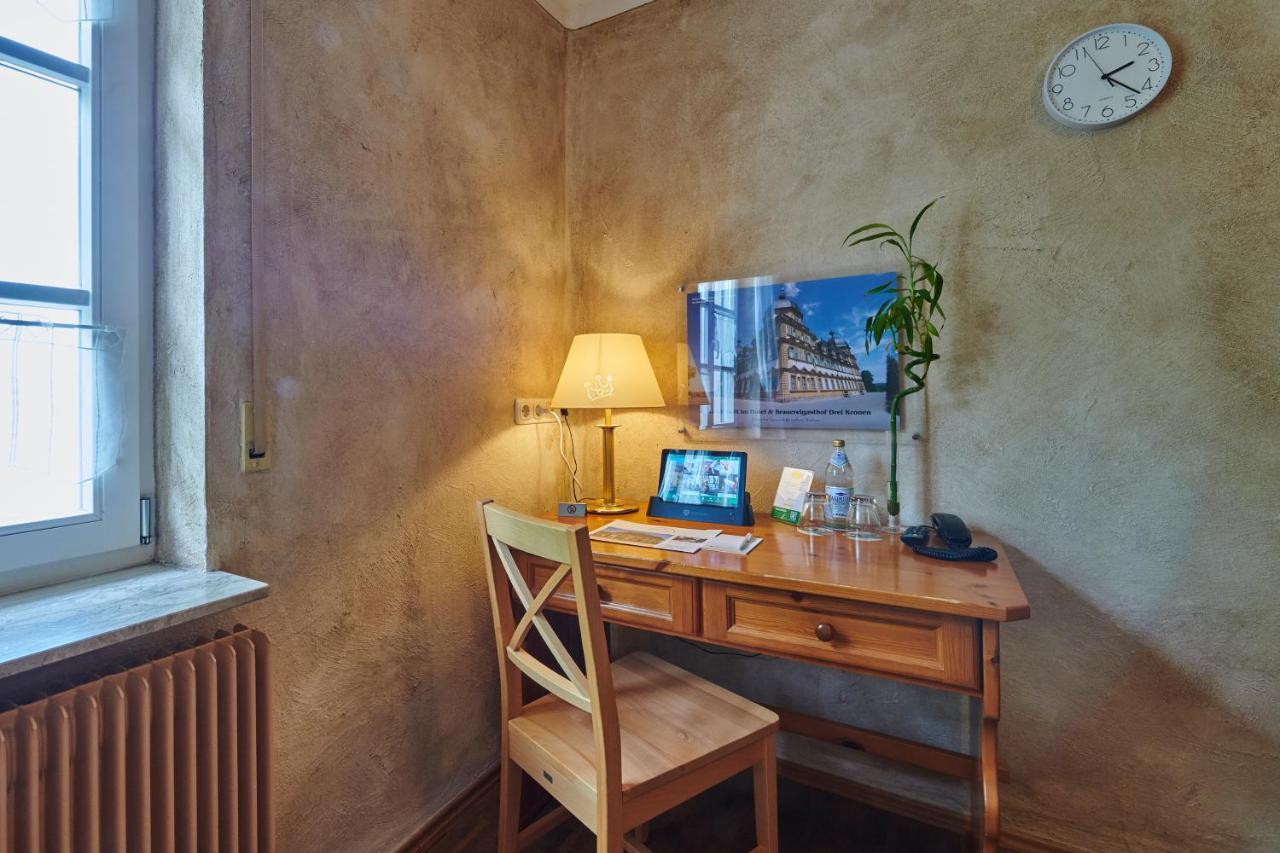 Hotel & Brauereigasthof Drei Kronen 멤멜스도르프 외부 사진