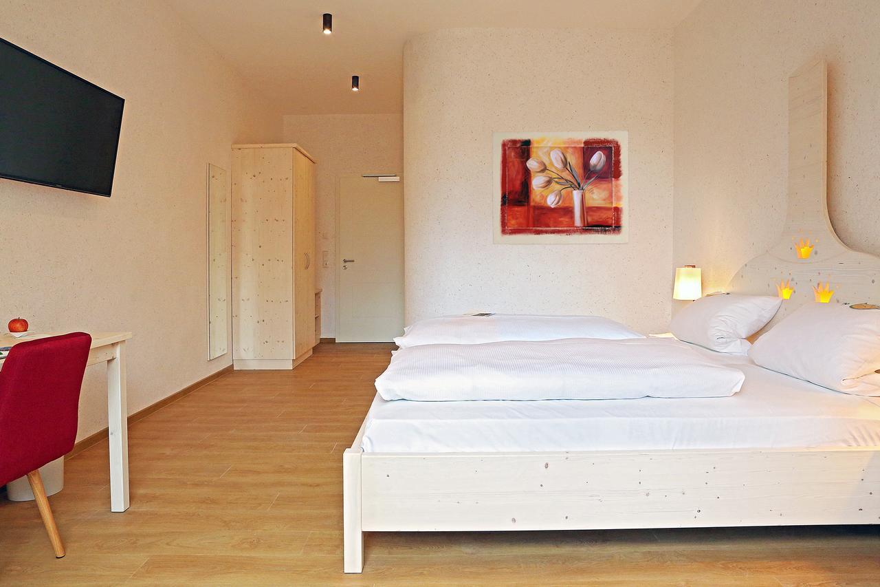 Hotel & Brauereigasthof Drei Kronen 멤멜스도르프 외부 사진