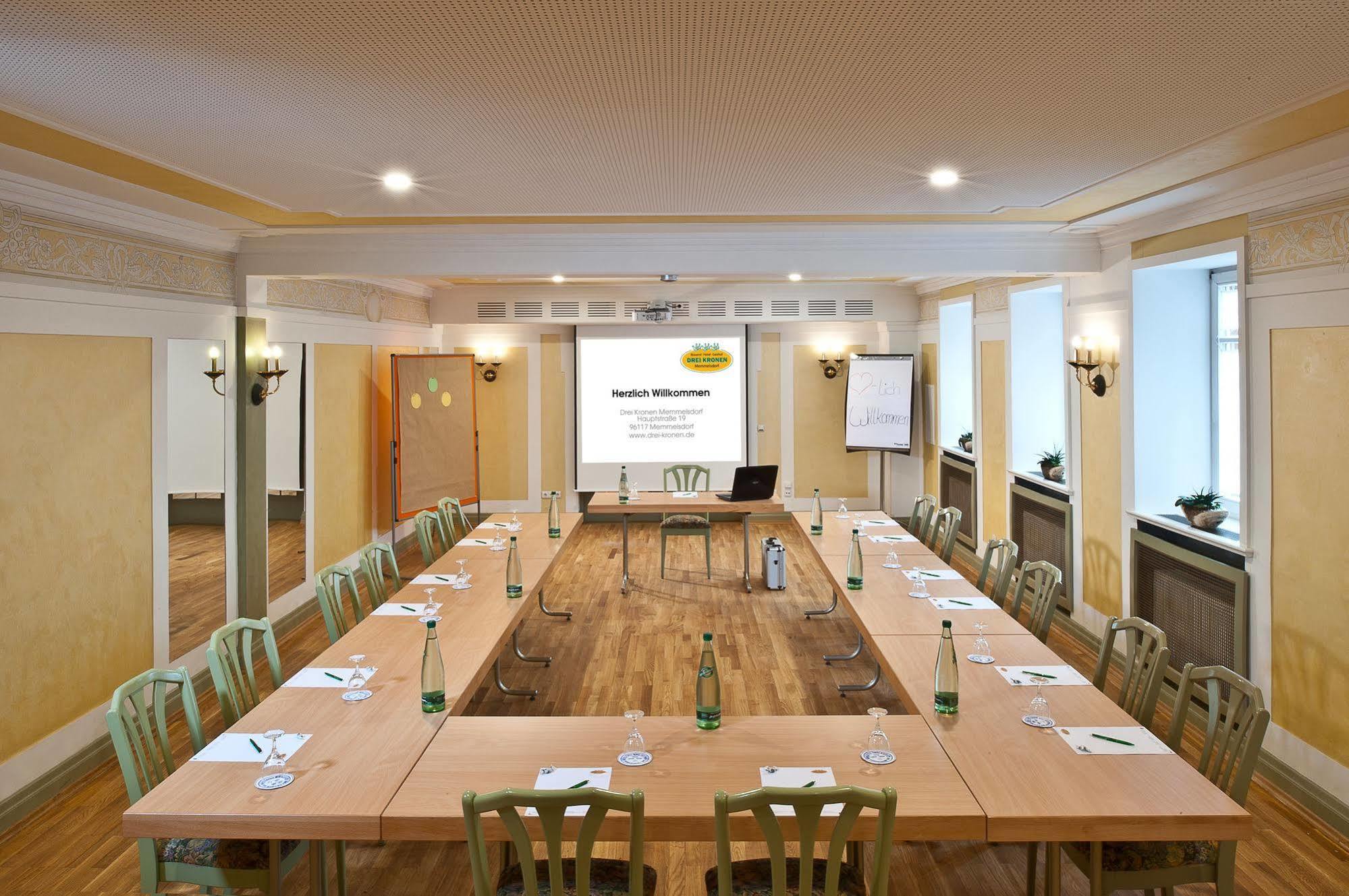 Hotel & Brauereigasthof Drei Kronen 멤멜스도르프 외부 사진